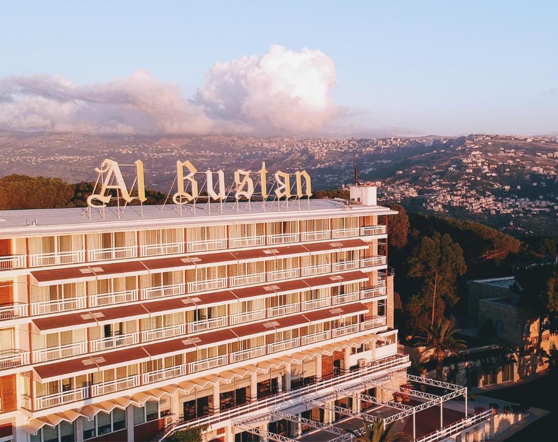 Hotel Al Bustan Beit Mery Екстер'єр фото