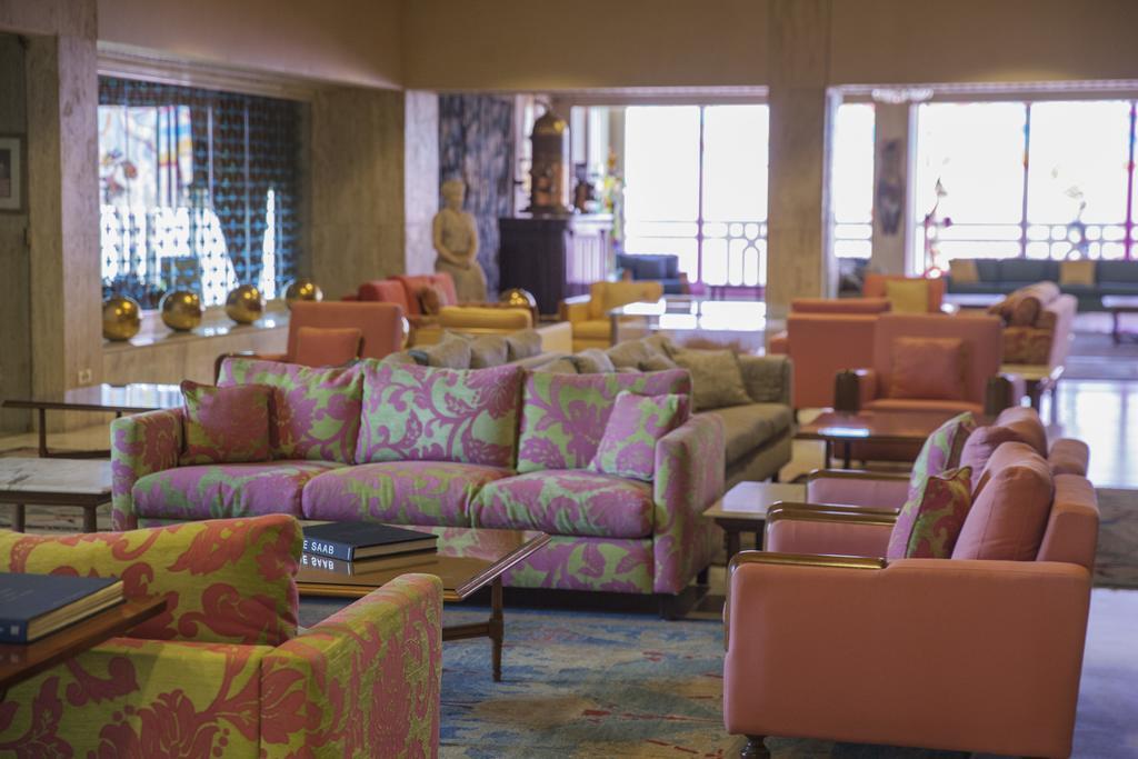 Hotel Al Bustan Beit Mery Екстер'єр фото