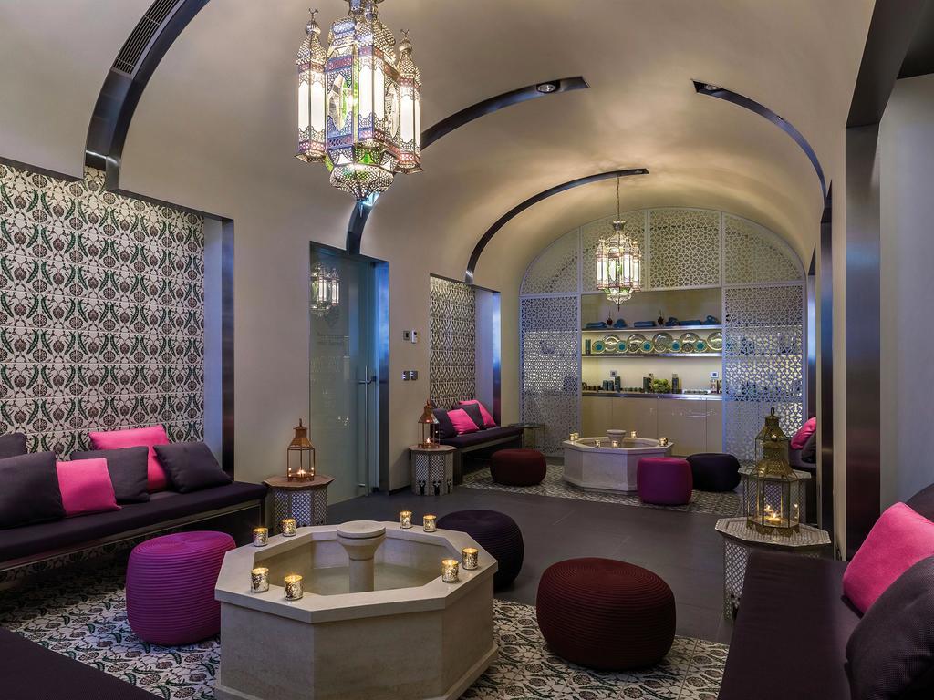 Hotel Al Bustan Beit Mery Екстер'єр фото