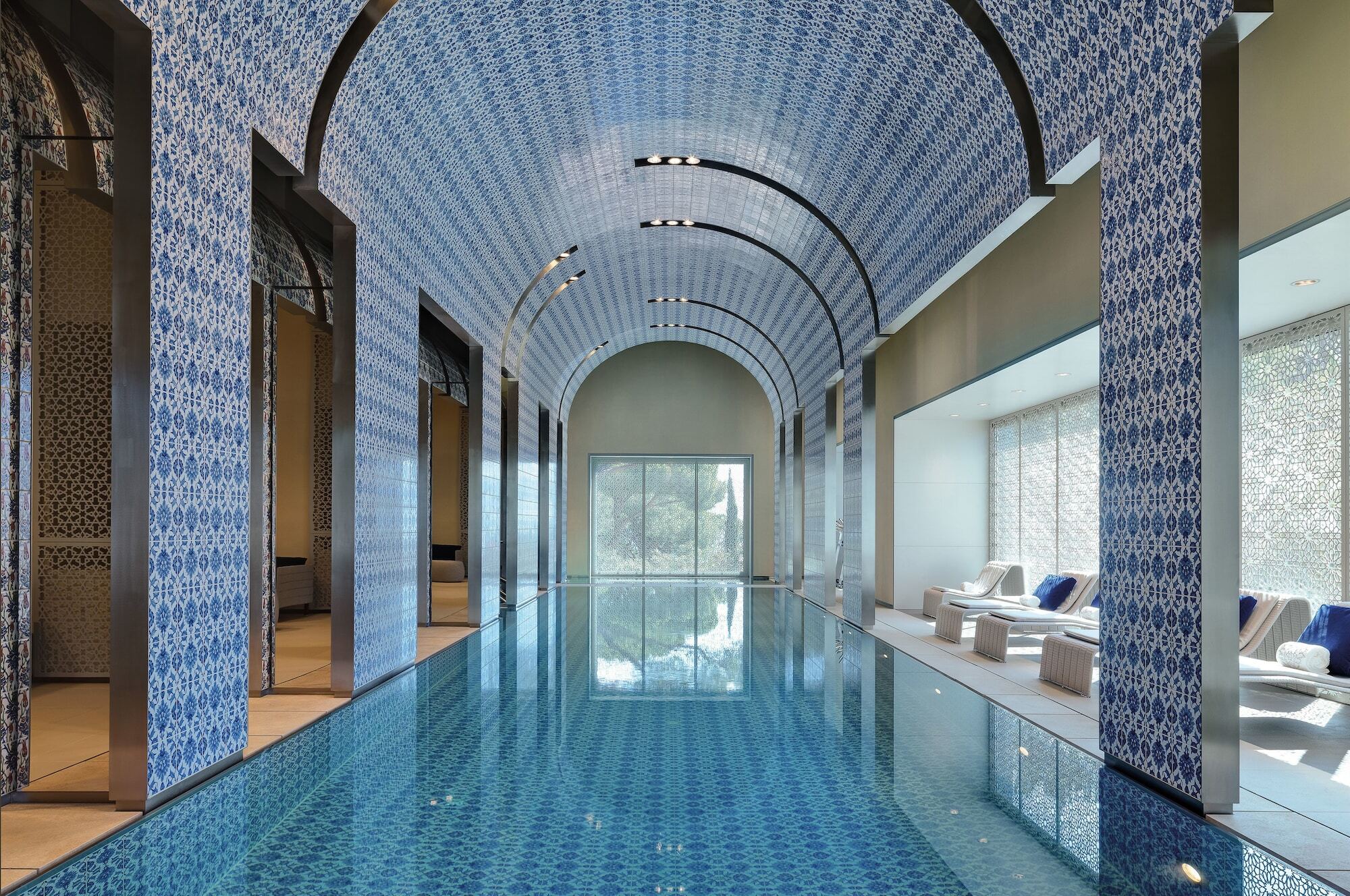 Hotel Al Bustan Beit Mery Екстер'єр фото