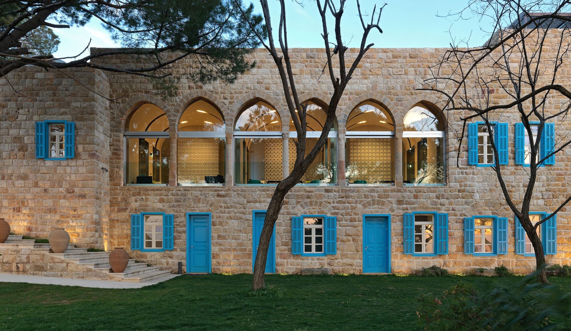 Hotel Al Bustan Beit Mery Екстер'єр фото